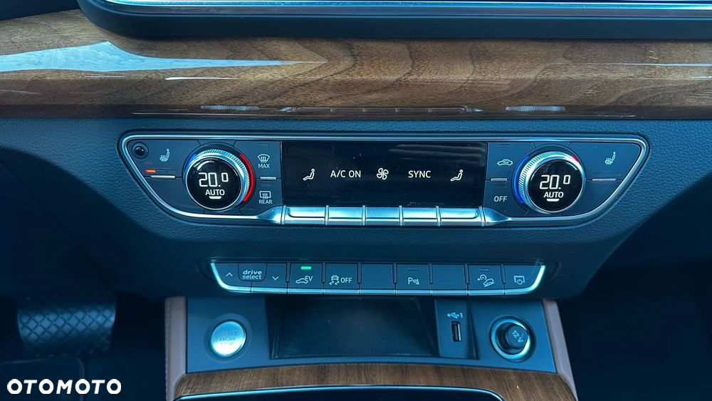 Audi Q5 55 TFSIe quattro S tronic S line - 19