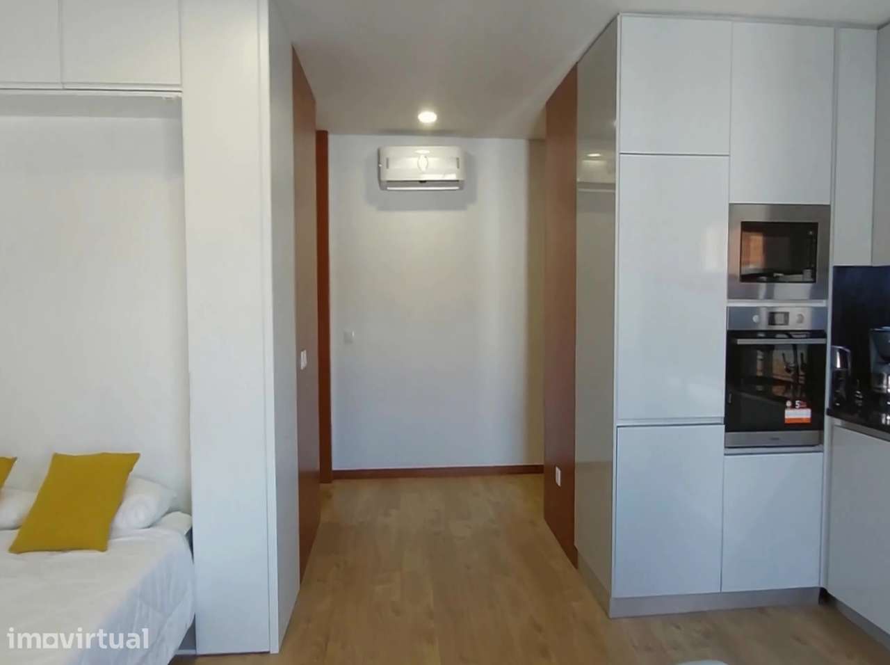 Apartamento T0 com varanda e ar condicionado - Grande imagem: 4/10