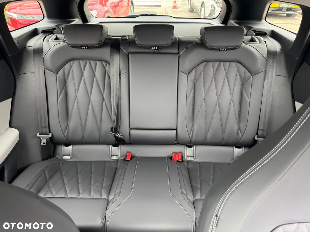 Ford Explorer 79kWh Premium RWD - 14