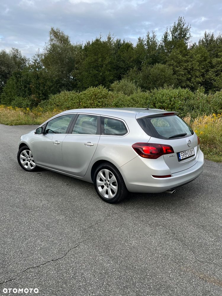 Opel Astra 1.4 T Cosmo - 8