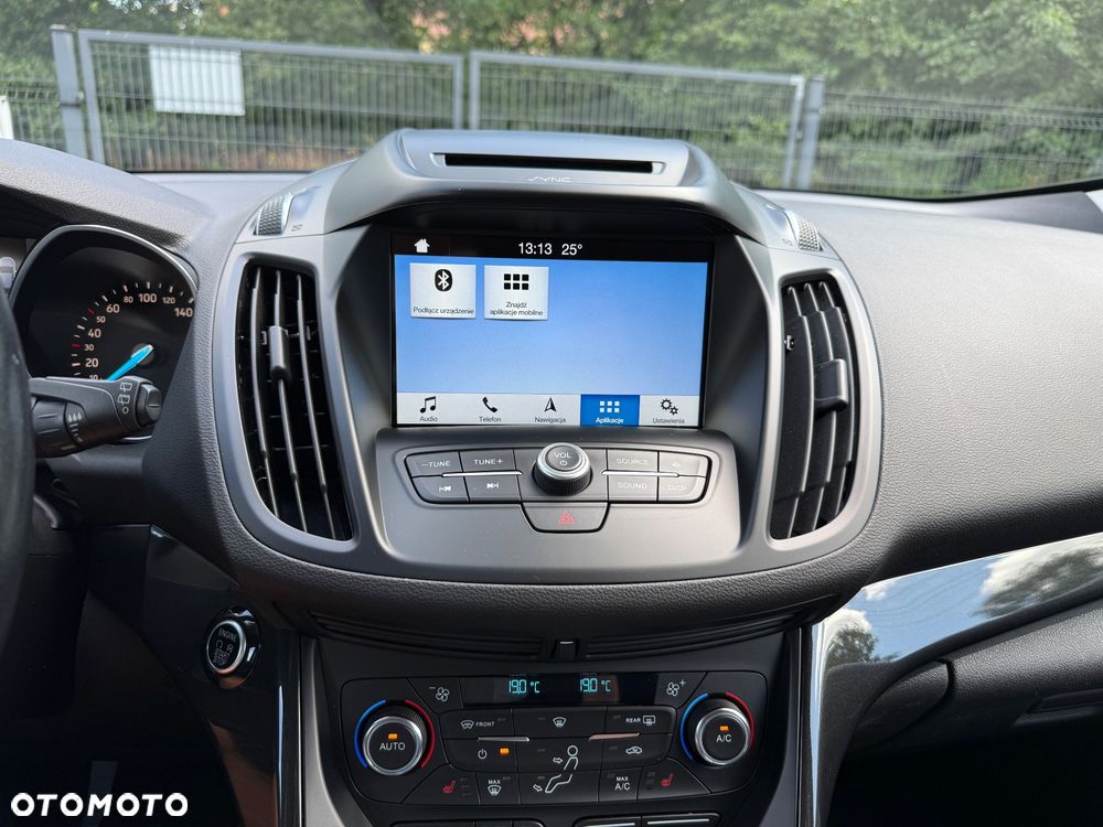 Ford Kuga 1.5 EcoBoost 2x4 Titanium - 19