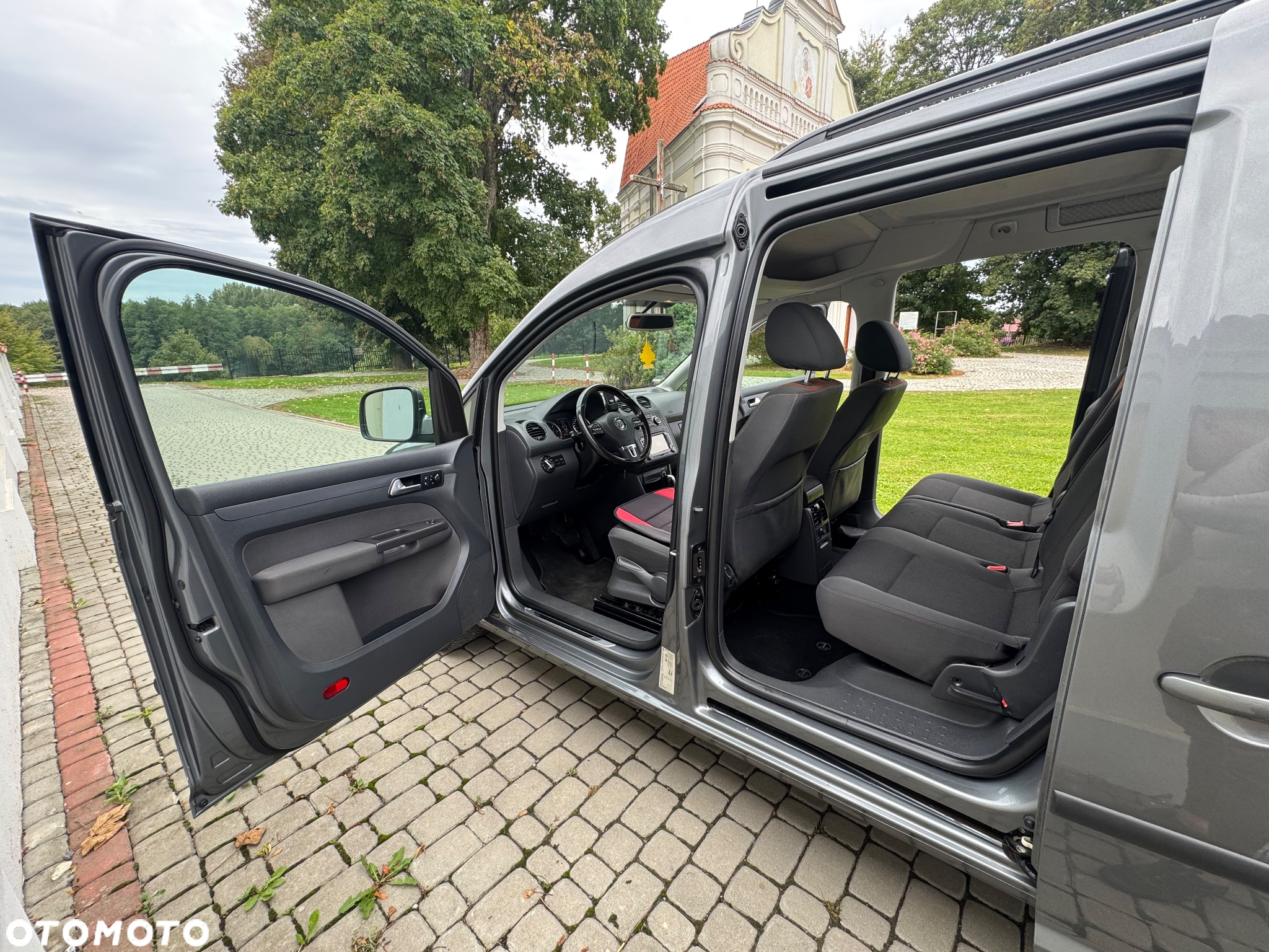 Volkswagen Caddy - 10