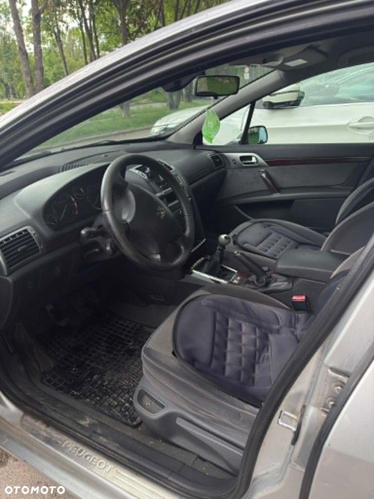 Peugeot 407 2.0 HDI Intense - 11