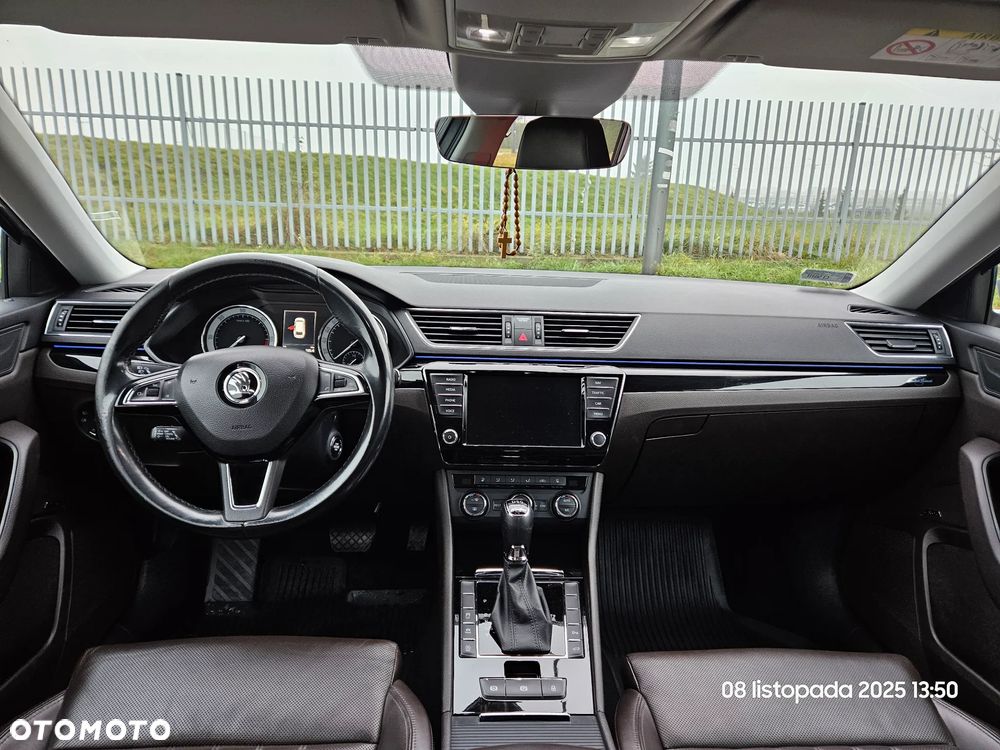 Skoda Superb 2.0 TDI L&K DSG - 15