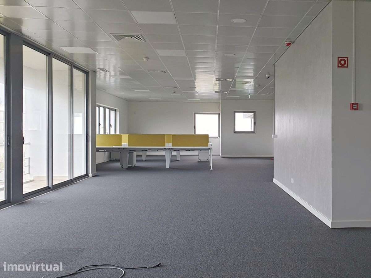 Escritório Venda Taguspark | 620 m2 | Oeiras | Cluttons - Grande imagem: 5/23