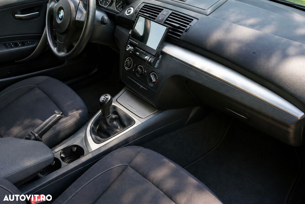 BMW Seria 1 118d DPF - 4