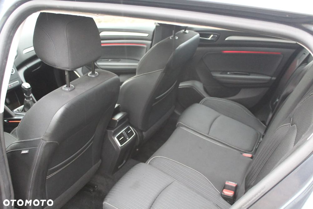 Renault Megane 1.5 Blue dCi Intens - 8