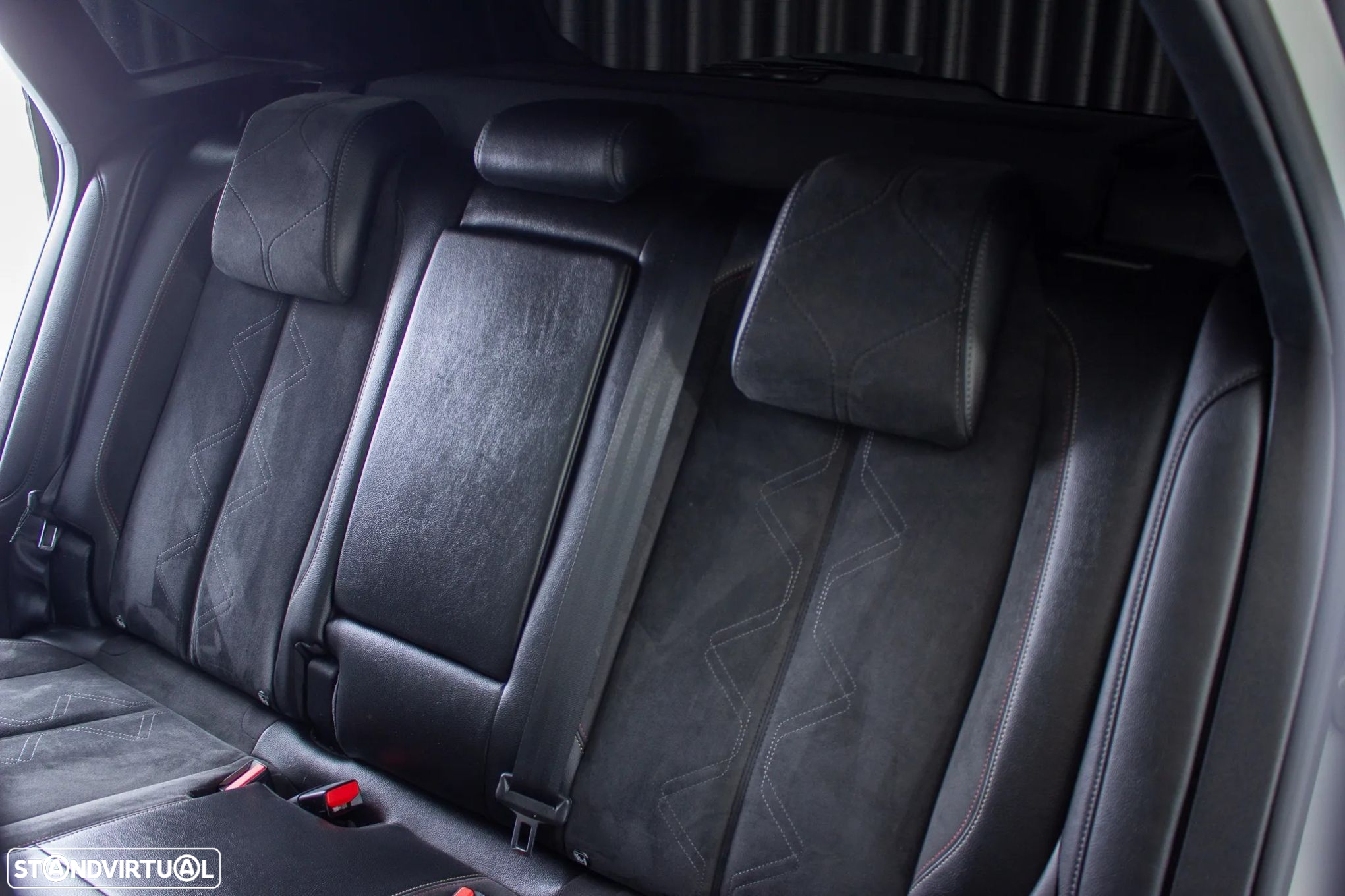 DS DS7 Crossback E-Tense Performance Line+ EAT8 - 8