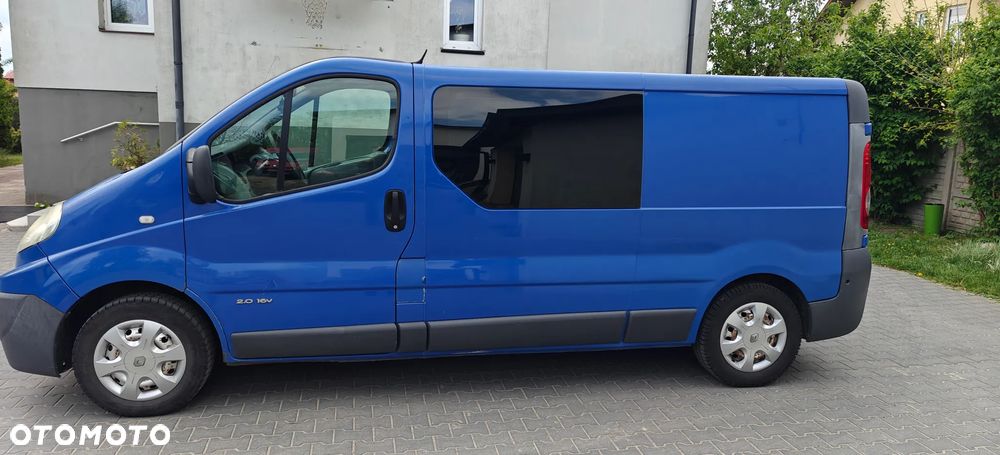 Renault TRAFIC - 4