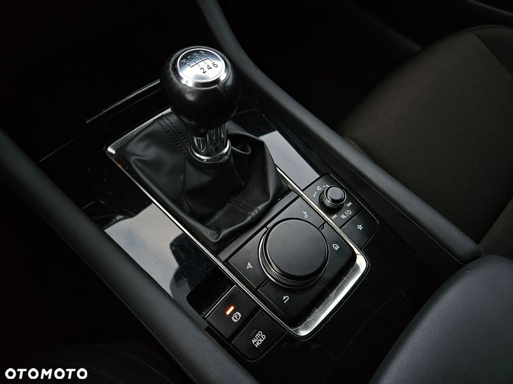 Mazda 3 e-SKYACTIV-G 122 M HYBRID EXCLUSIVE-LINE - 28