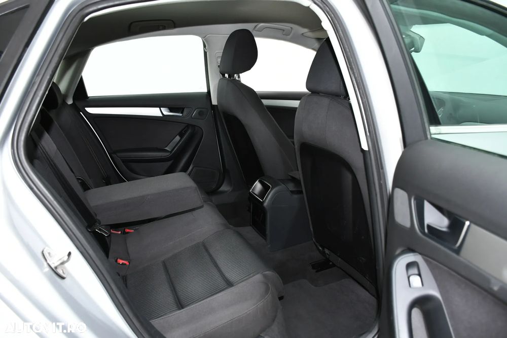 Audi A4 2.0 TDI DPF multitronic Attraction - 6