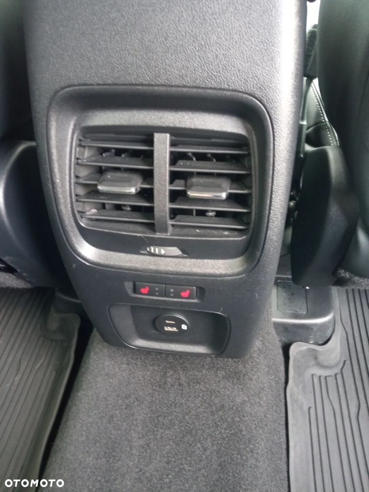 Ford Kuga Vignale 2.0 EcoBlue AWD - 22