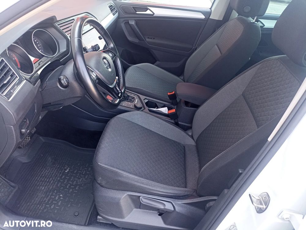 Volkswagen Tiguan 2.0 TDI 4Mot DSG Comfortline - 11