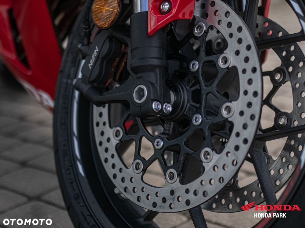 Honda CBR - 11