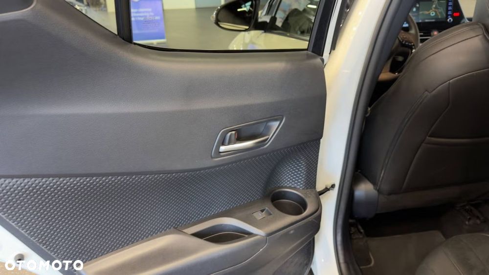 Toyota C-HR 1.8 Hybrid Prestige - 28