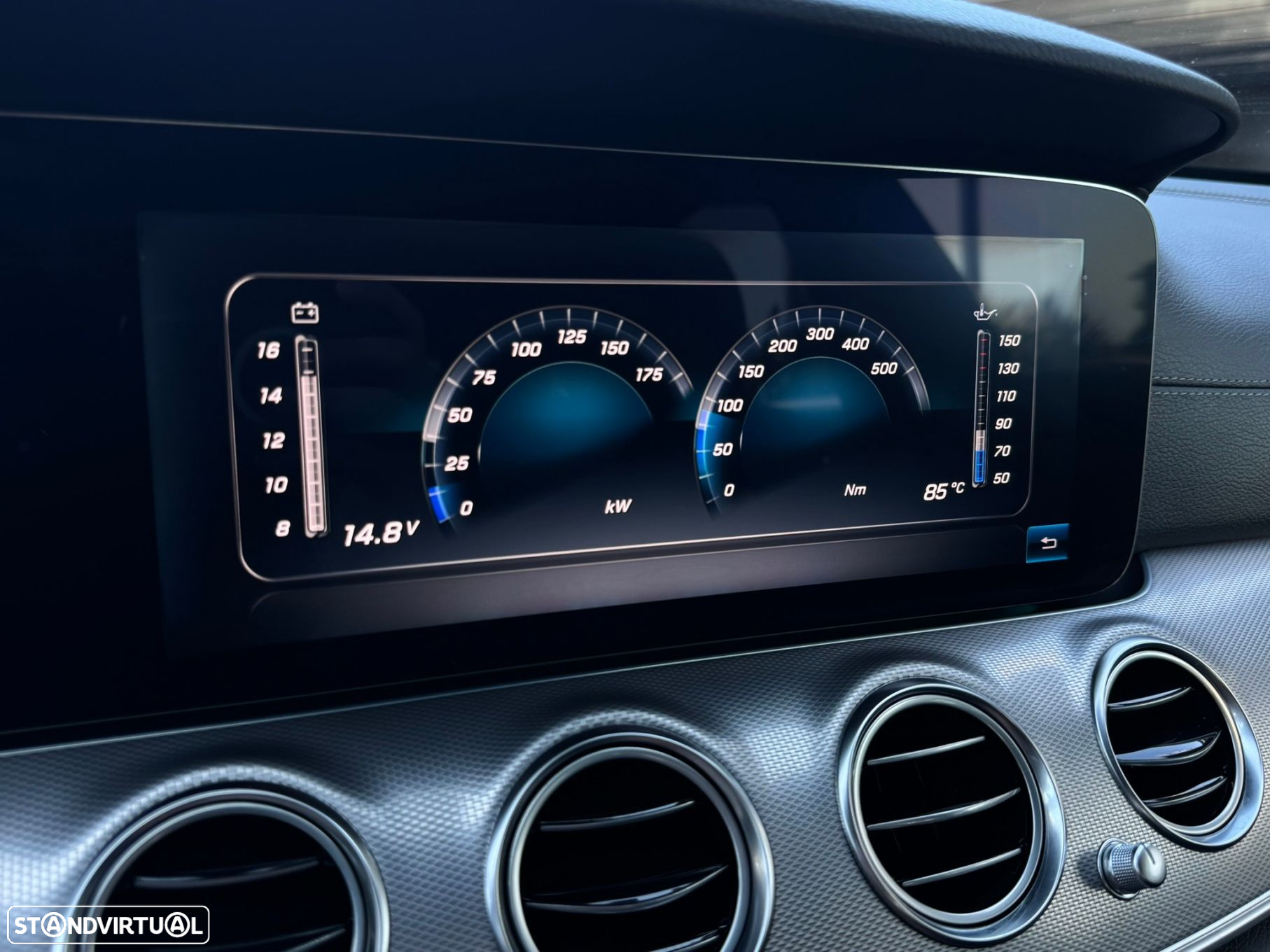 Mercedes-Benz E 220 d AMG Line - 49
