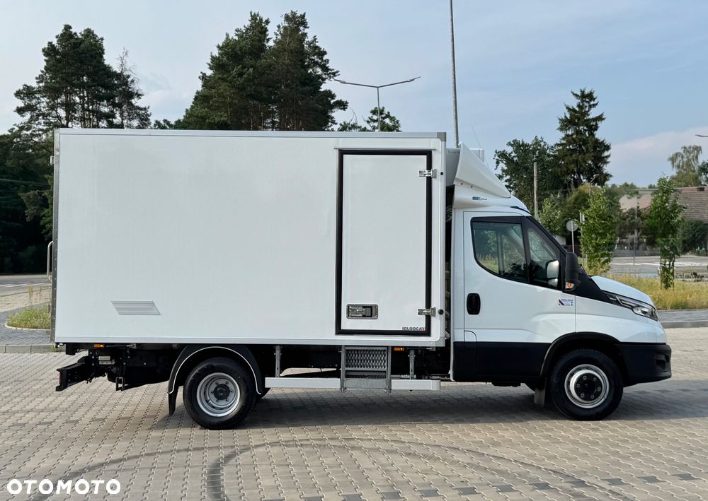 Iveco Daily‼️72C18‼️2021r 3.0 HI-MATIC Chłodnia/Mroźnia zakres -32C THERMO KING V-500 MAX Źródło Zasilania 400V Grube Ściany/Podłoga Przegroda komorowa‼️ Full LED na bliźniaku Salon Polska DMC7200kg - 37