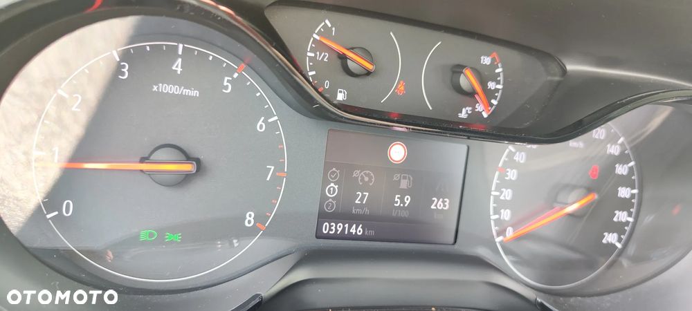 Opel Corsa 1.5 D Business S&S - 23