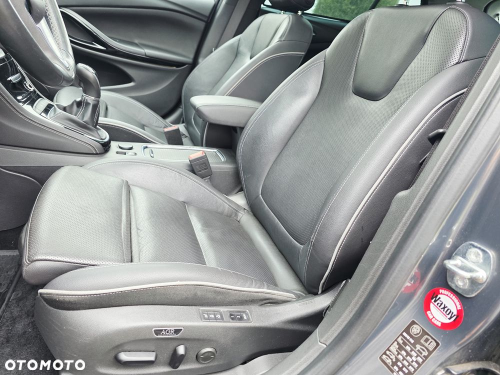 Opel Astra 1.4 Turbo Innovation - 24