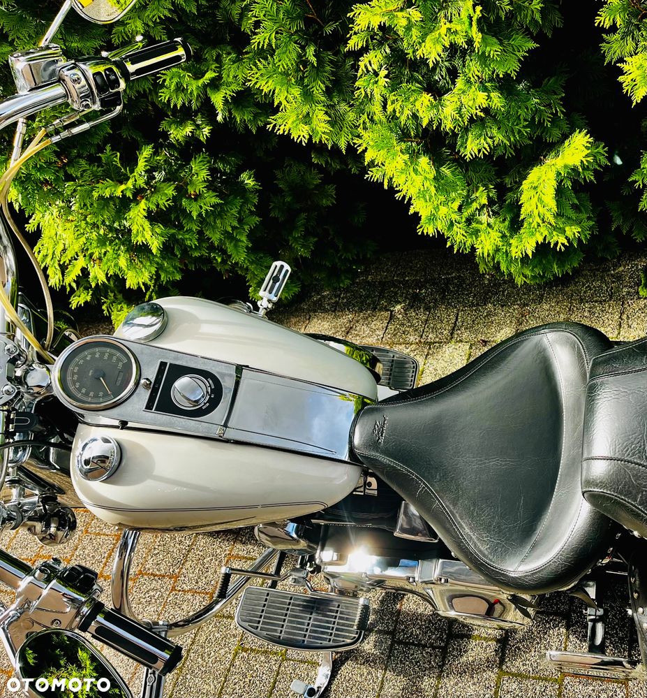 Harley-Davidson Softail Heritage Classic - 6