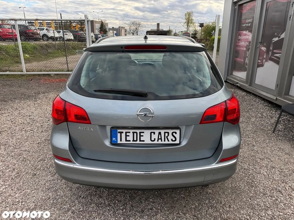 Opel Astra - 9