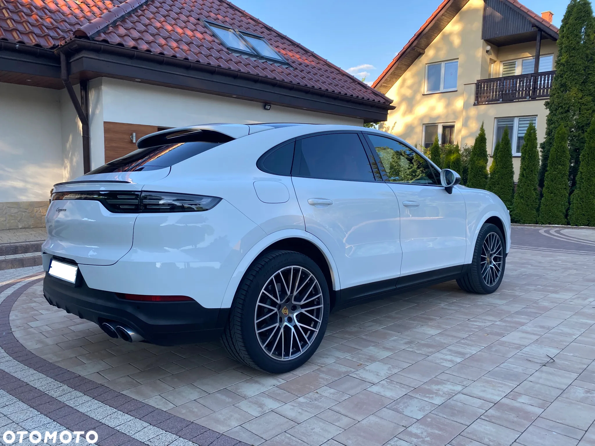 Porsche Cayenne Coupe - 3