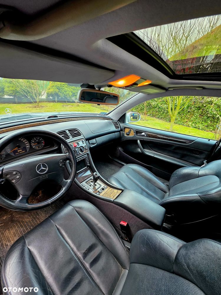 Mercedes-Benz CLK - 13