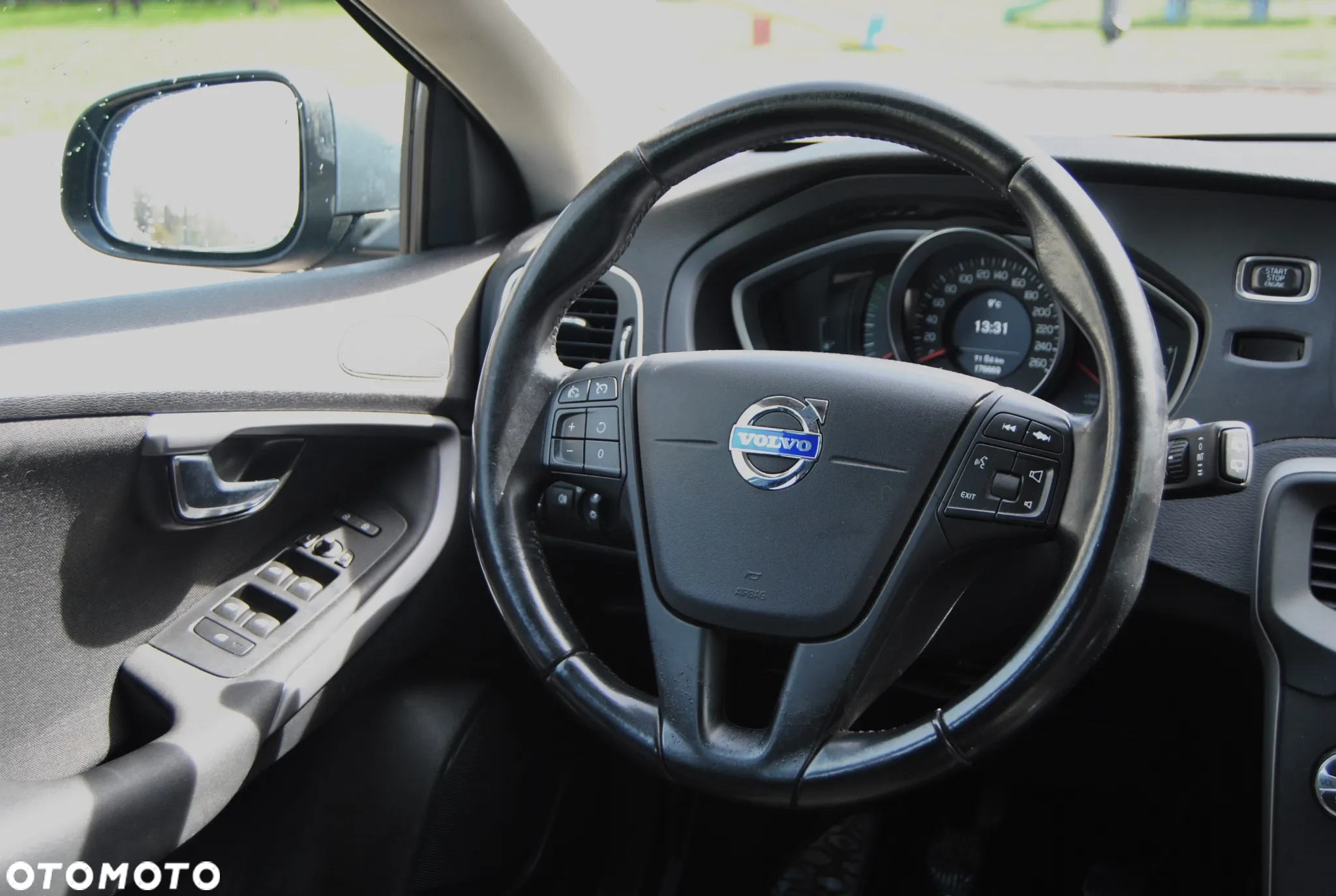 Volvo V40 D2 Summum - 10
