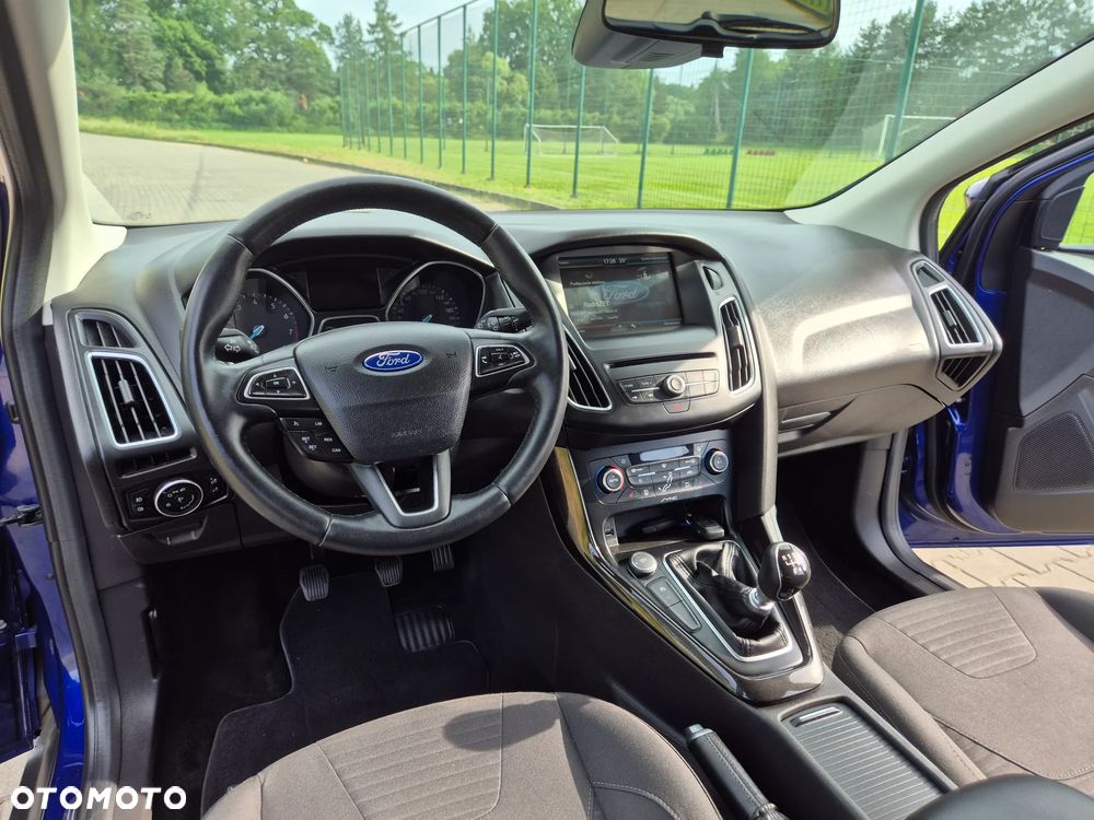 Ford Focus - 27