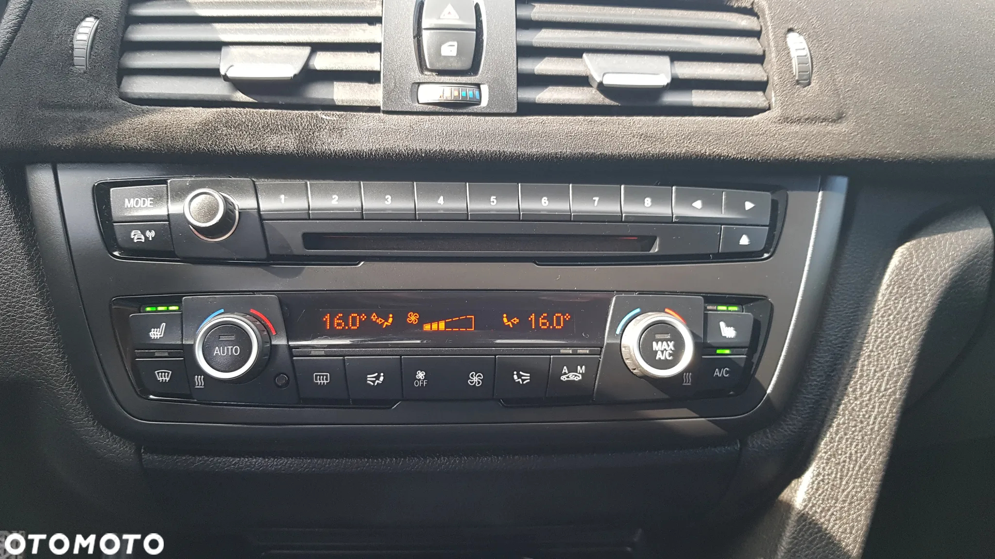 BMW Seria 3 320d - 28