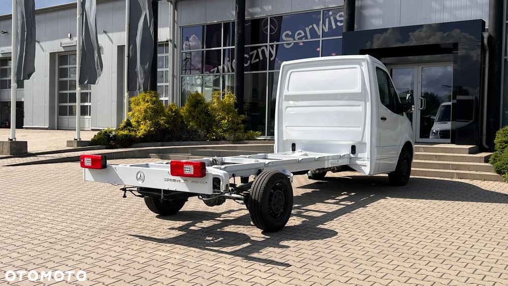 Mercedes-Benz Sprinter 319 CDI - 7