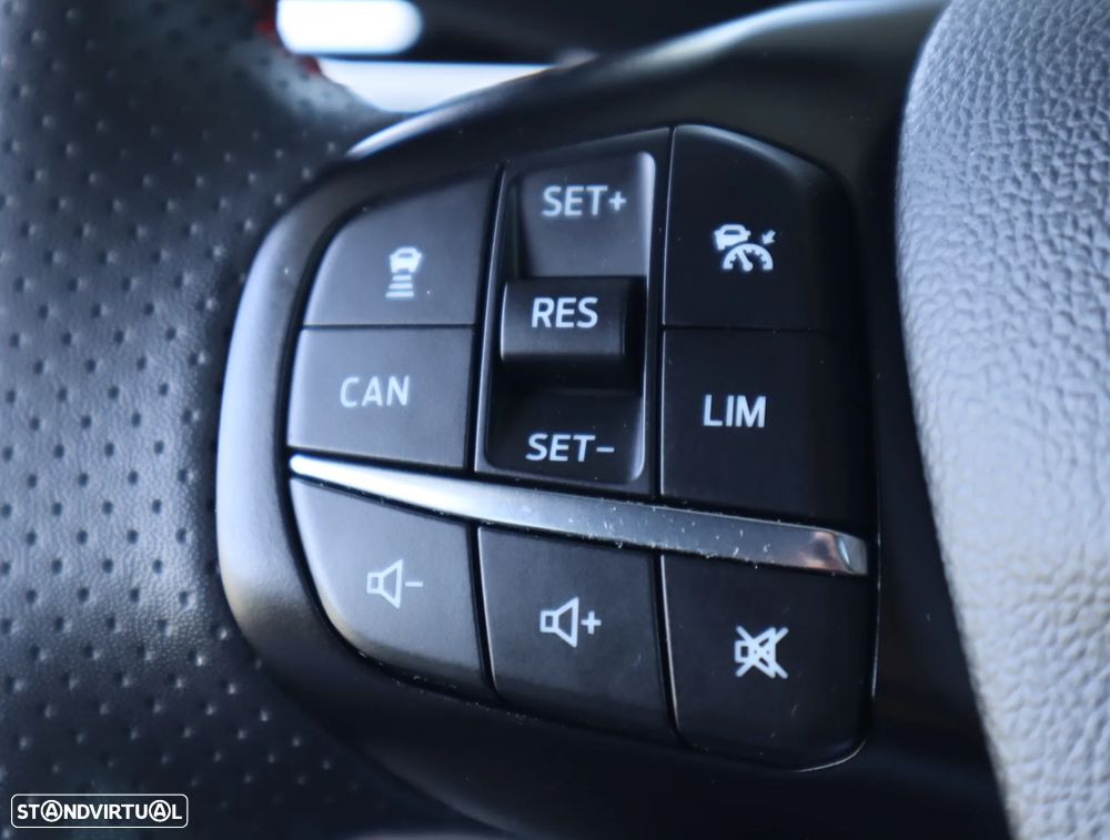 Ford Focus 1.0 EcoBoost MHEV ST-Line Style SIP - 32