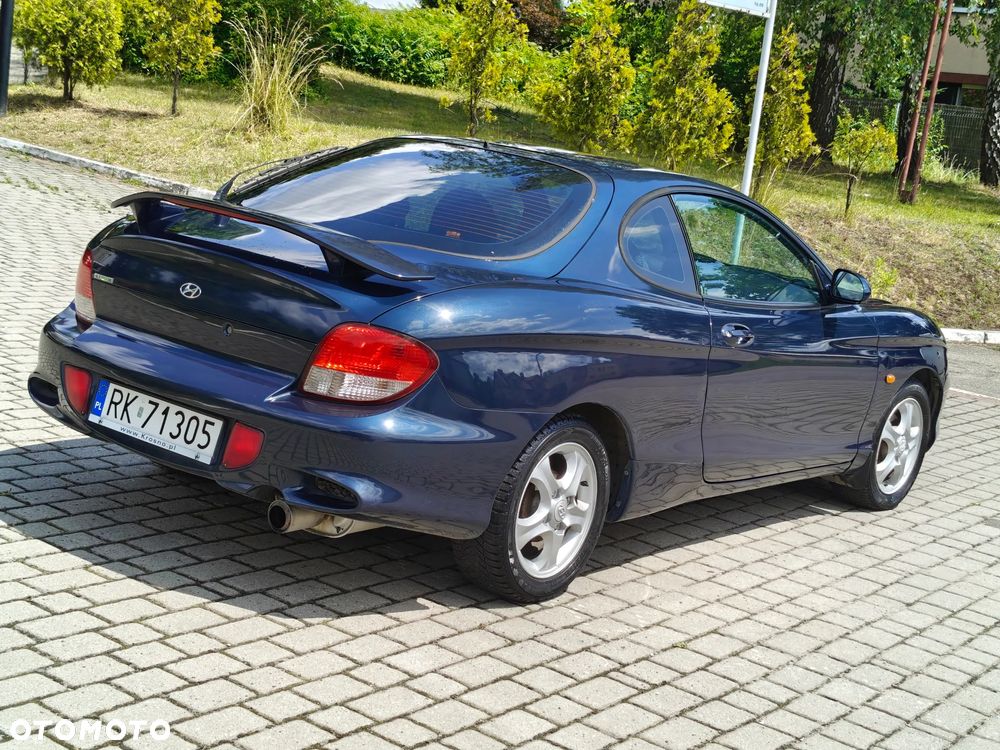 Hyundai Coupe - 12