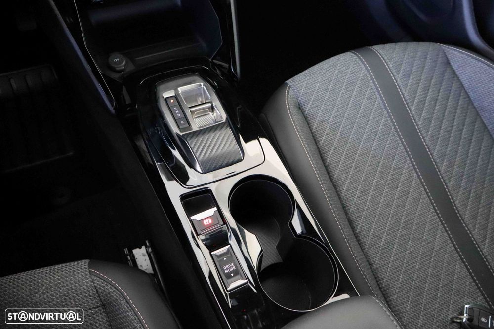 Peugeot e-2008 50 kWh Allure - 28