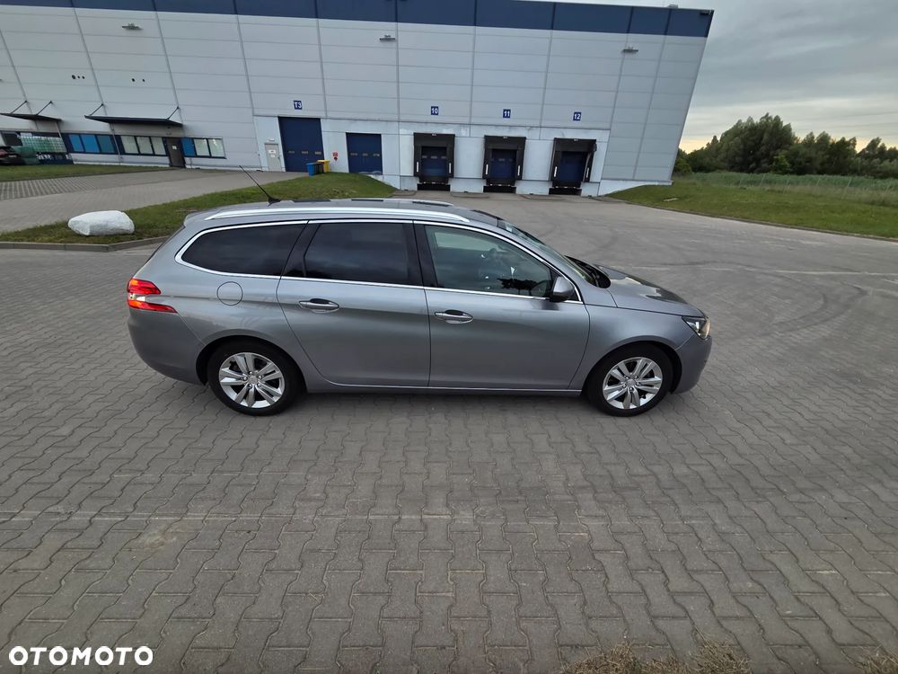 Peugeot 308 1.6 BlueHDi Allure S&S - 2