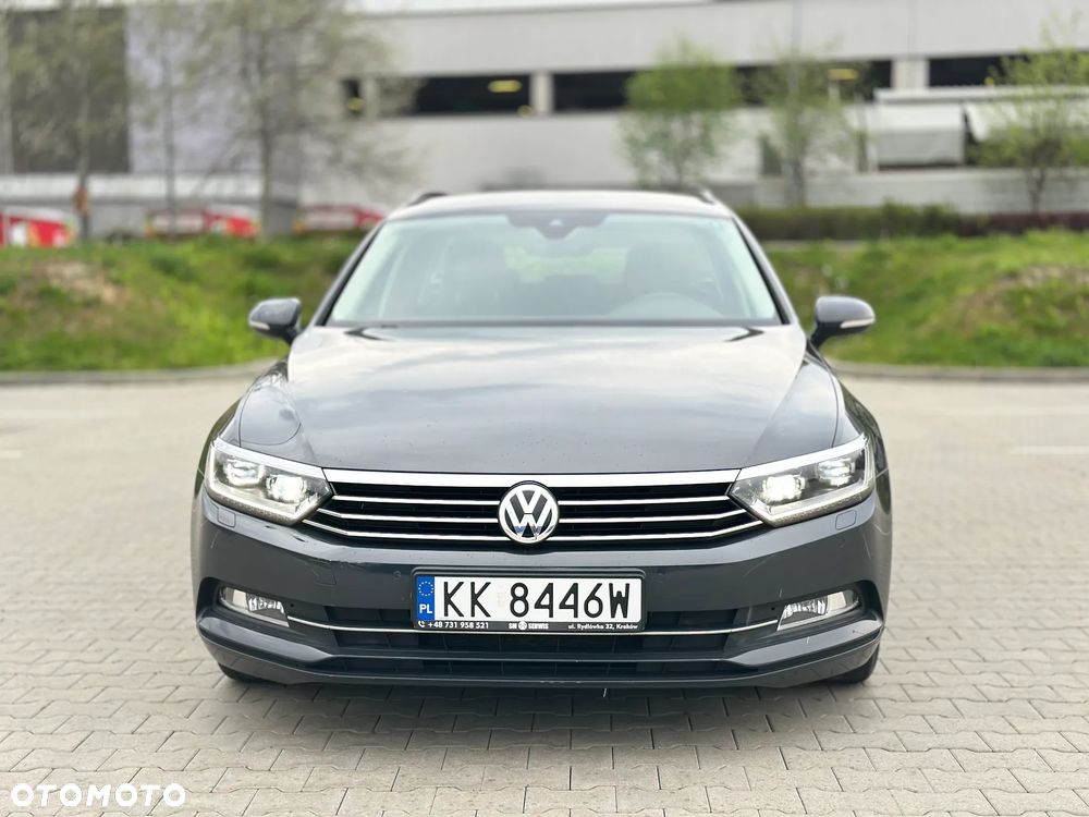 Volkswagen Passat 1.6 TDI (BlueMotion Technology) DSG Comfortline - 1
