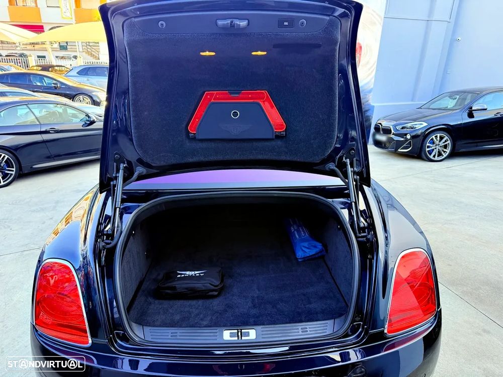 Bentley Continental Flying Spur 6.0 W12 - 43