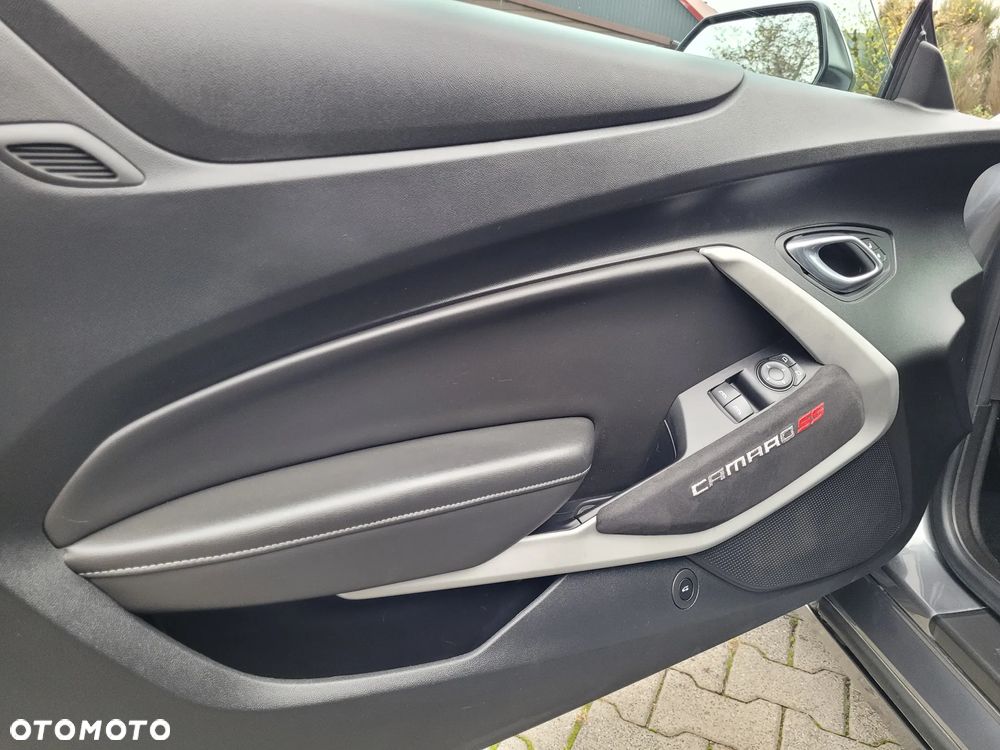 Chevrolet Camaro Coupe 6.2 V8 - 15