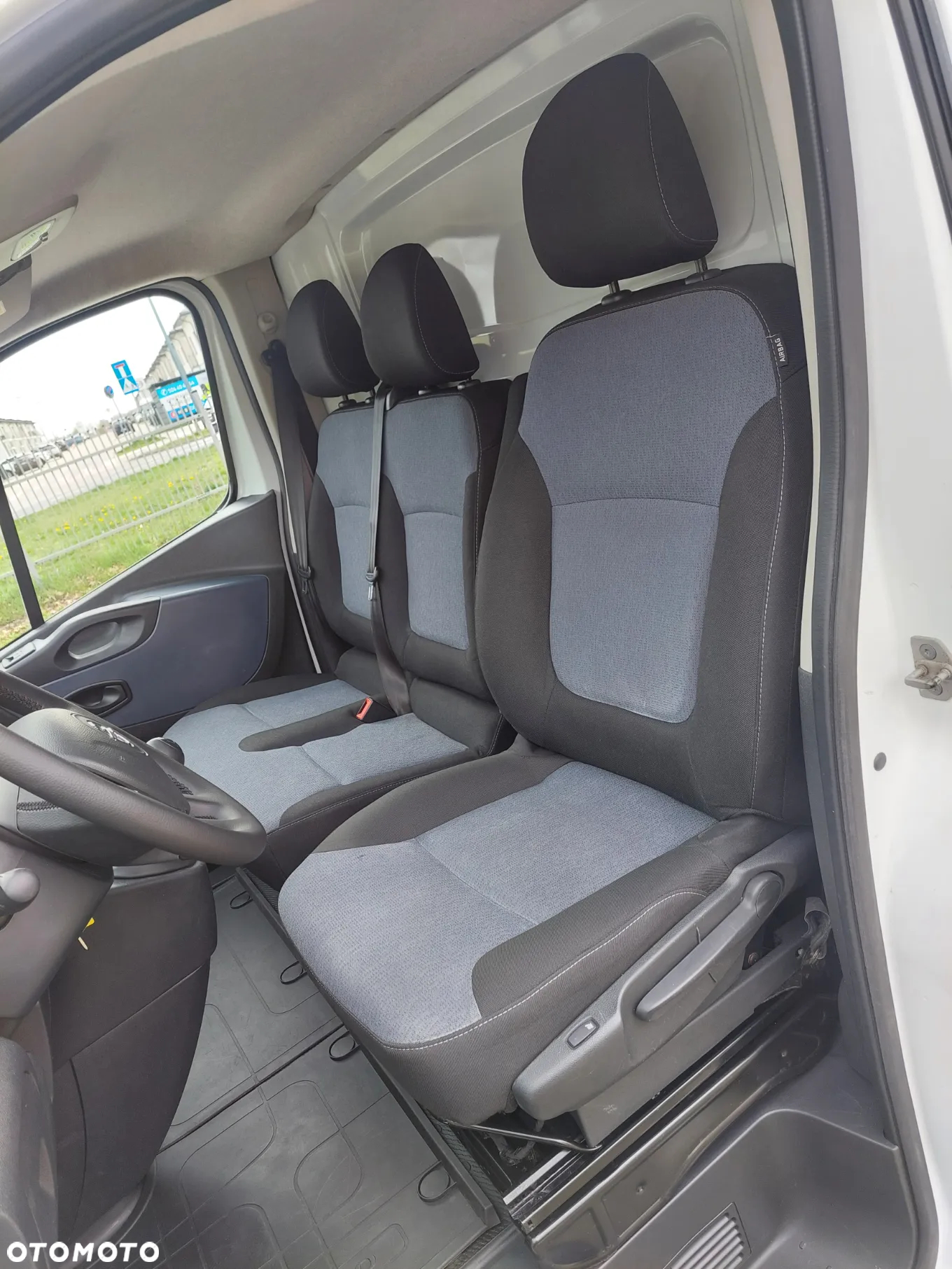 Renault Trafic - 23