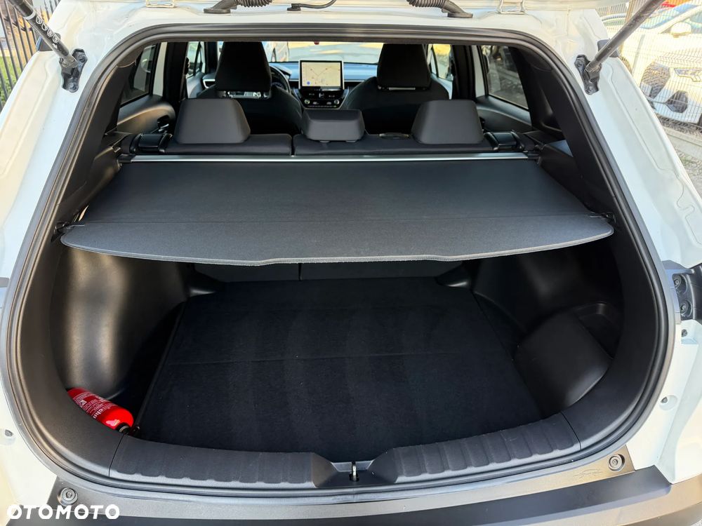 Toyota Corolla Cross 2.0 Hybrid Comfort - 36