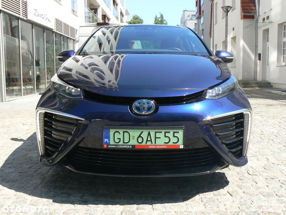 Toyota Mirai Standard - 2