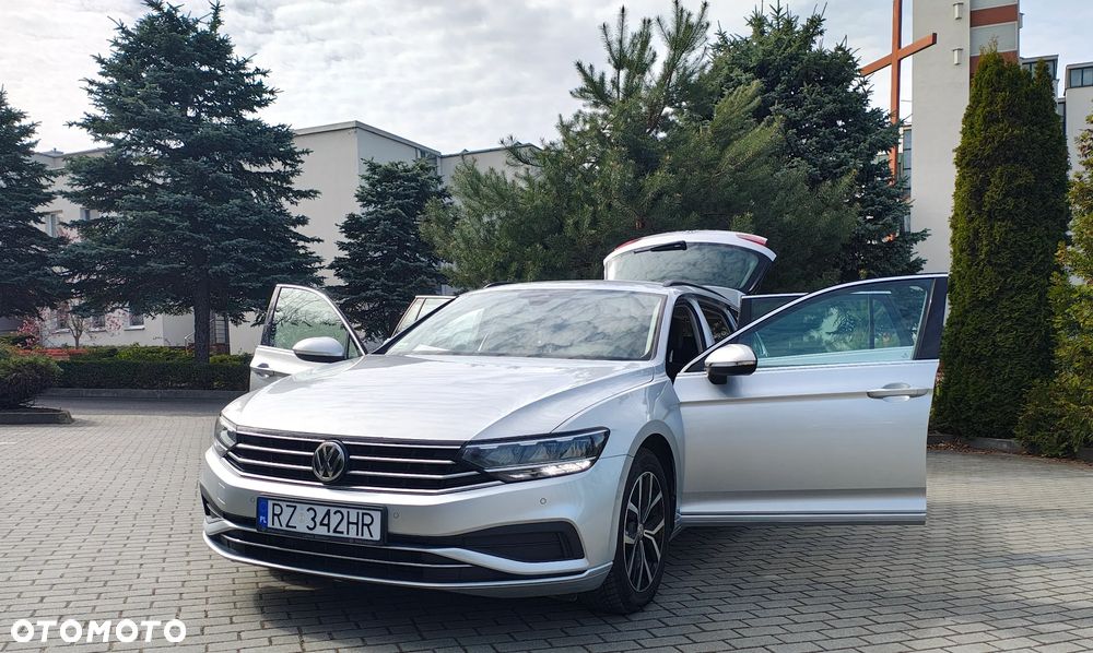 Volkswagen Passat 2.0 TDI Business DSG - 16
