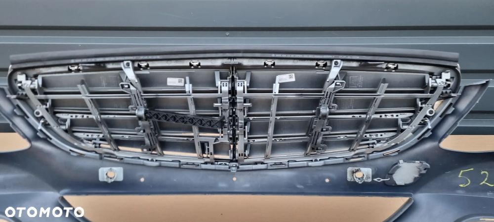 Mercedes C Klasa W205 Elegance 2014- zderzak przód oryginał ME033 - 11