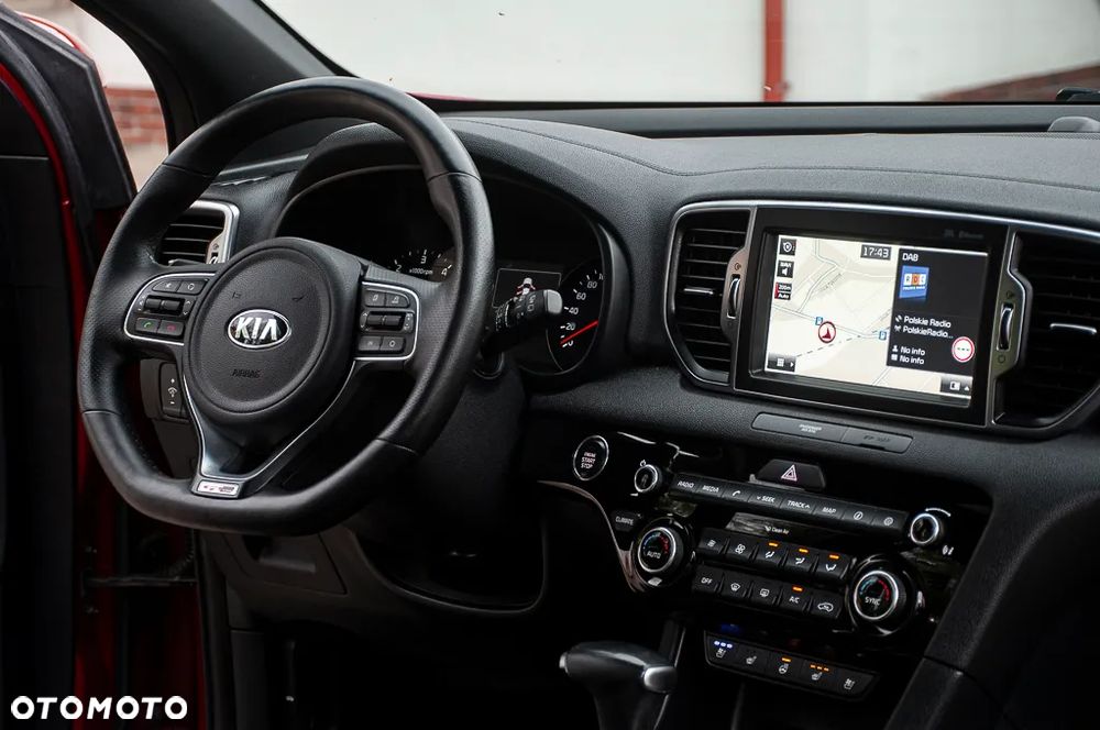 Kia Sportage 2,0 CRDI AWD GT Line - 17