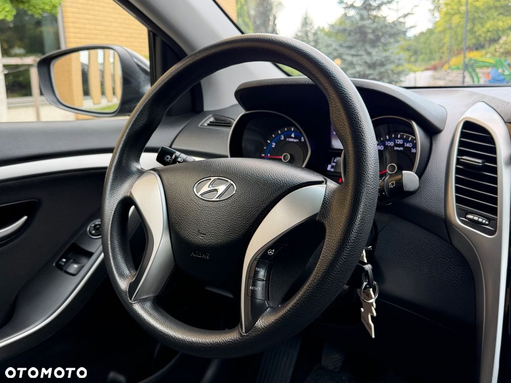 Hyundai i30 1.4 Premium - 26