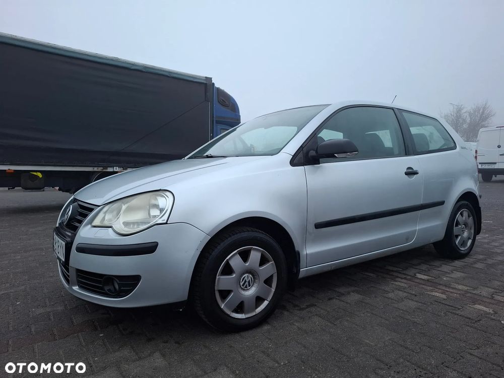 Volkswagen Polo 1.6 Sportline - 1