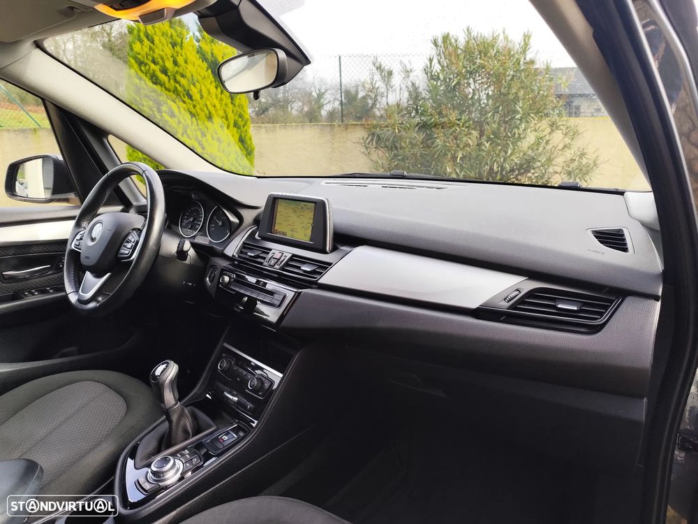 BMW 216 Active Tourer d Line Luxury - 7