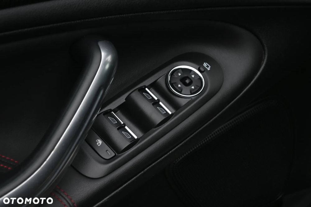 Ford S-Max 2.0 EcoBoost ST-Line - 34