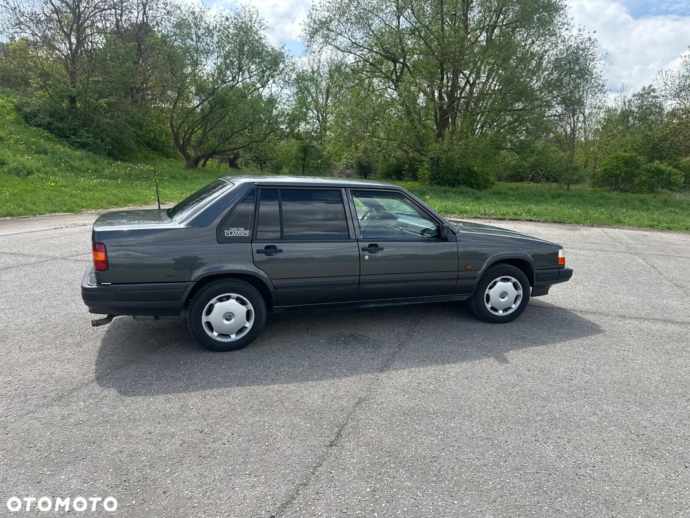 Volvo Seria 900 - 8