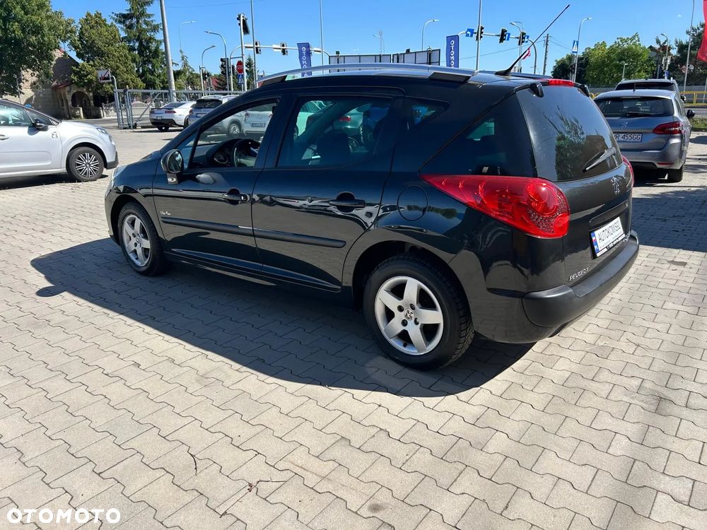 Peugeot 207 95 VTi Filou - 10
